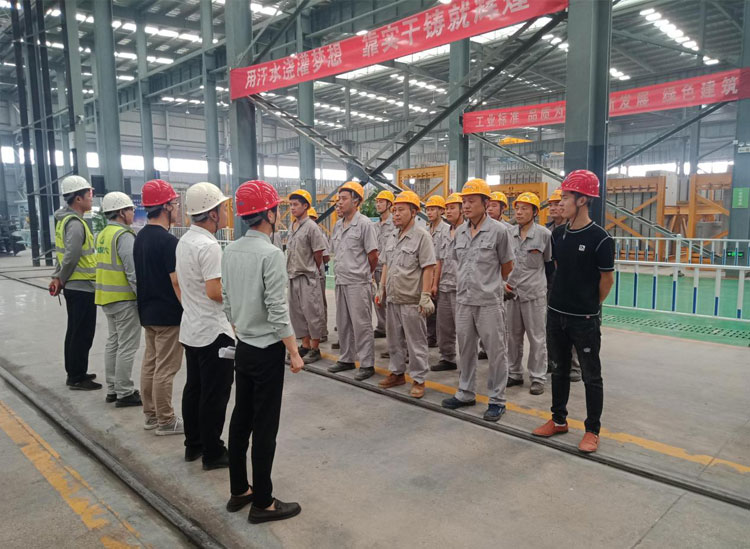 112封面.jpg 112封面.jpg