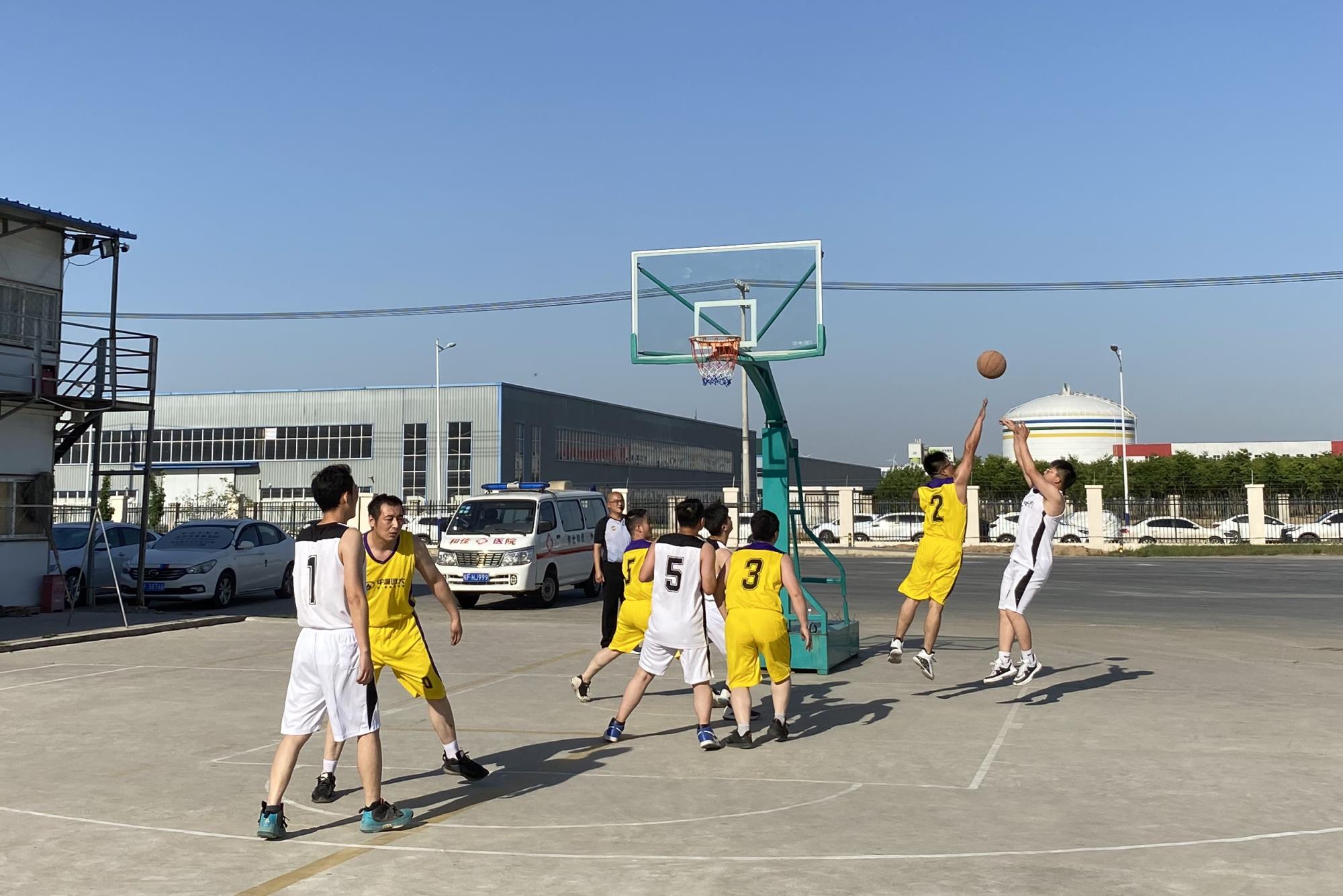 籃球賽.jpg 籃球賽.jpg
