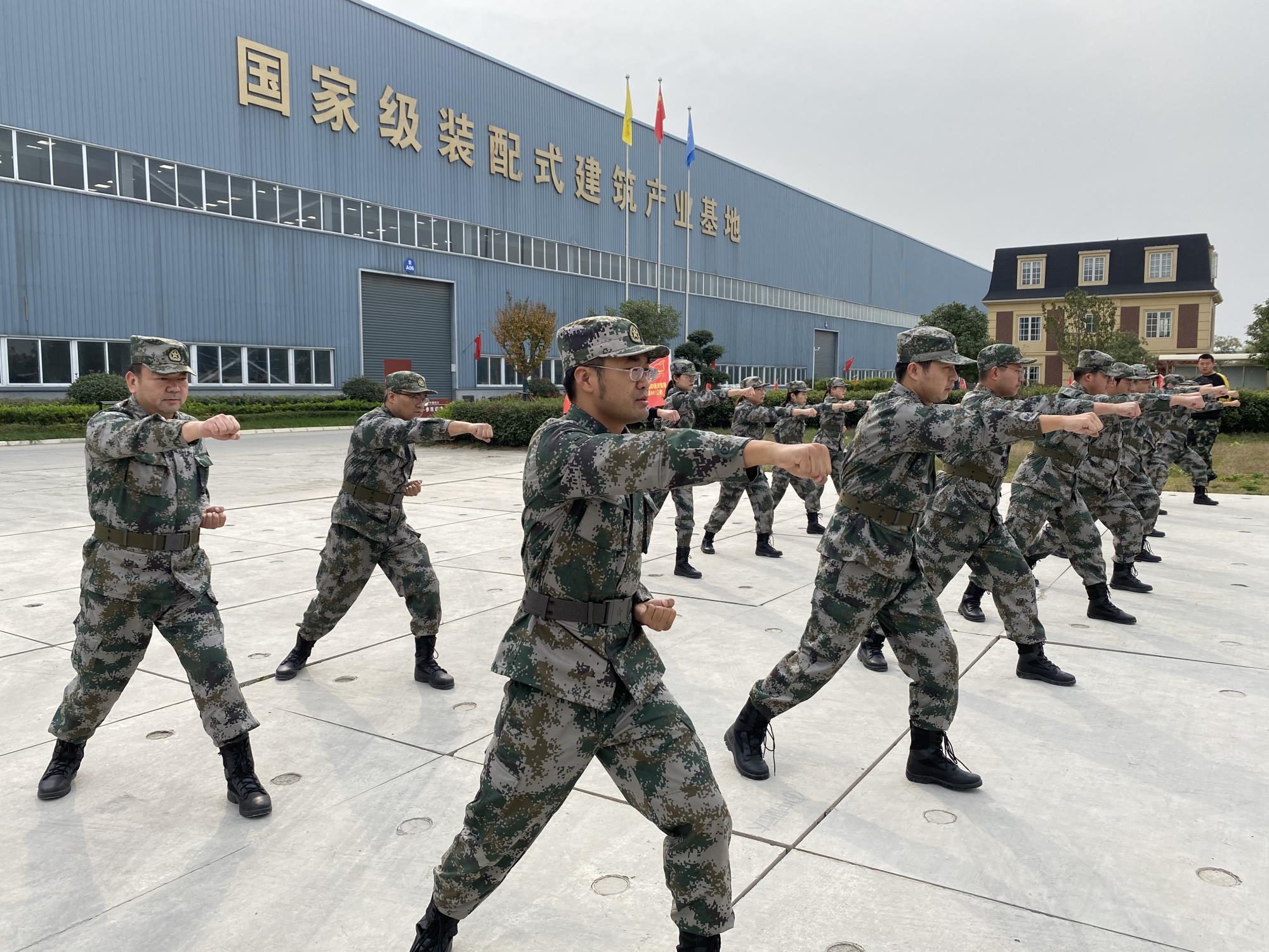 黨建引領(lǐng)文體并進(jìn)4.jpg 黨建引領(lǐng)文體并進(jìn)4.jpg