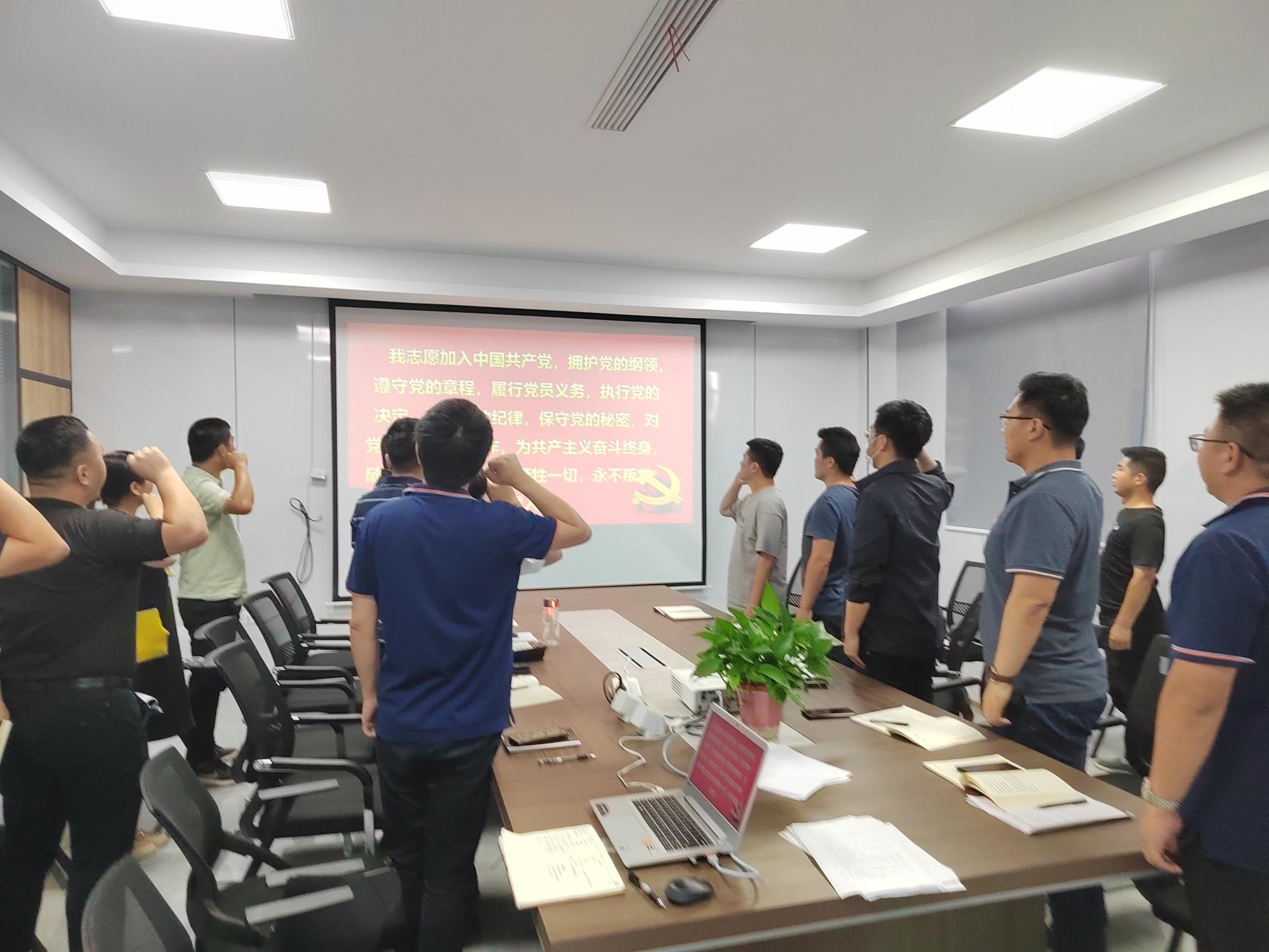 c62b6a2fbb4dca826dcf323099683e6.jpg c62b6a2fbb4dca826dcf323099683e6.jpg